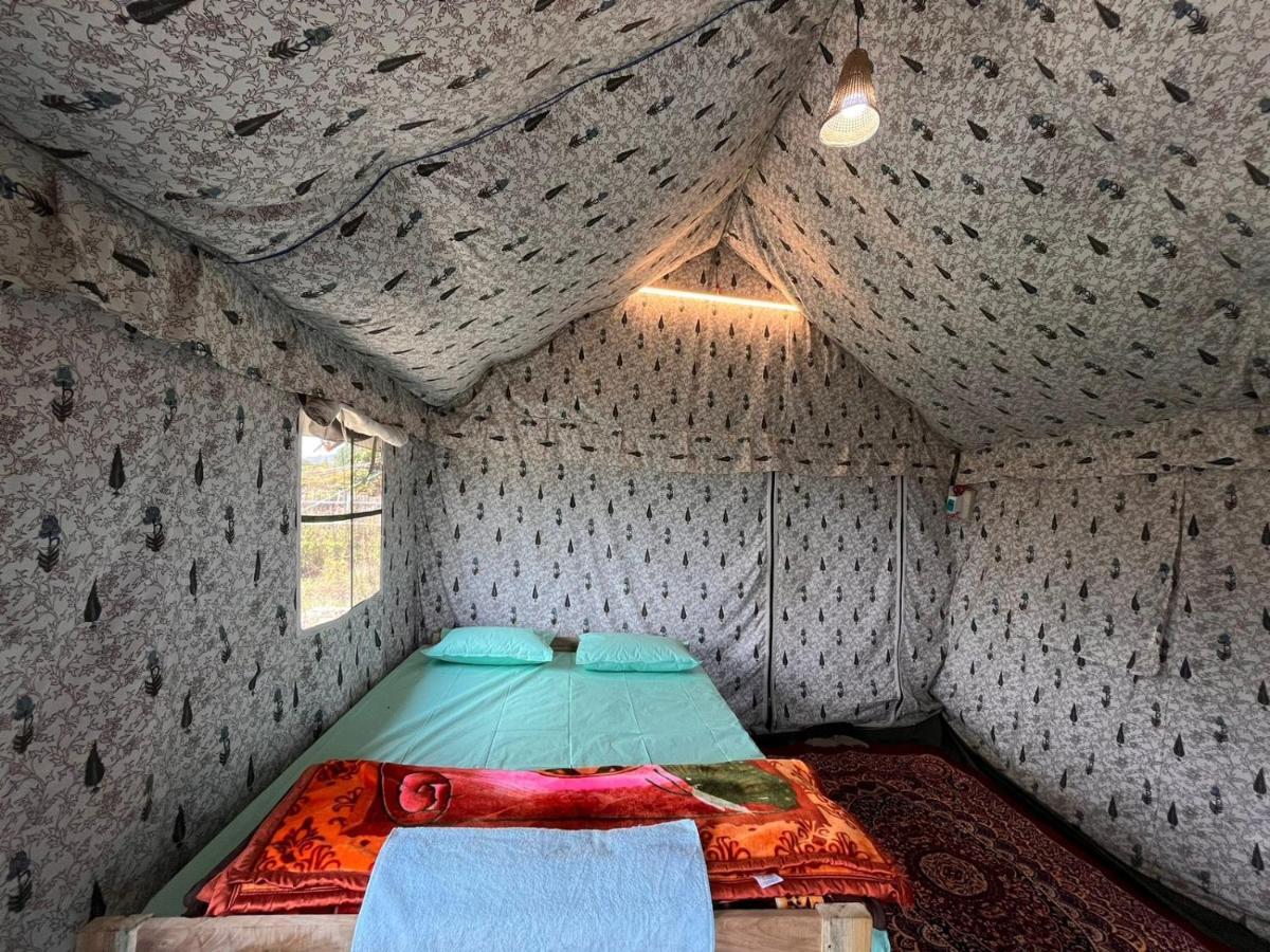 Hotel Camp Iaiwan Czerapuńdżi Zewnętrze zdjęcie